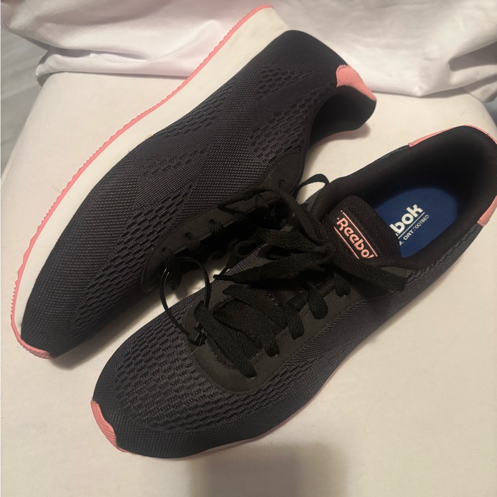 Reebok Black Sneakers with Pink Highlights